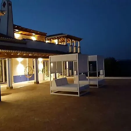 Villa Sleeps 14 Air Con Wifi *