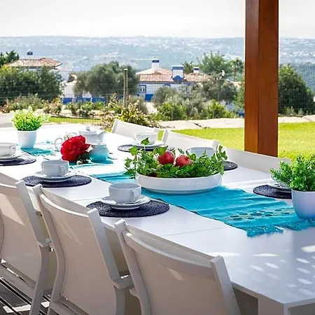 Sleeps 14 Air Con Wifi Villa *