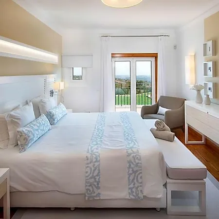 Sleeps 14 Air Con Wifi *